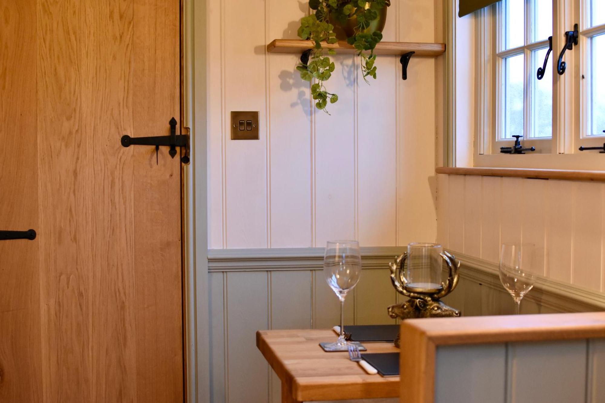 The Deer Hut Apartment *